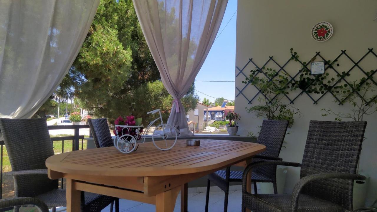 Politakis Apartment Keramoti  Exterior photo